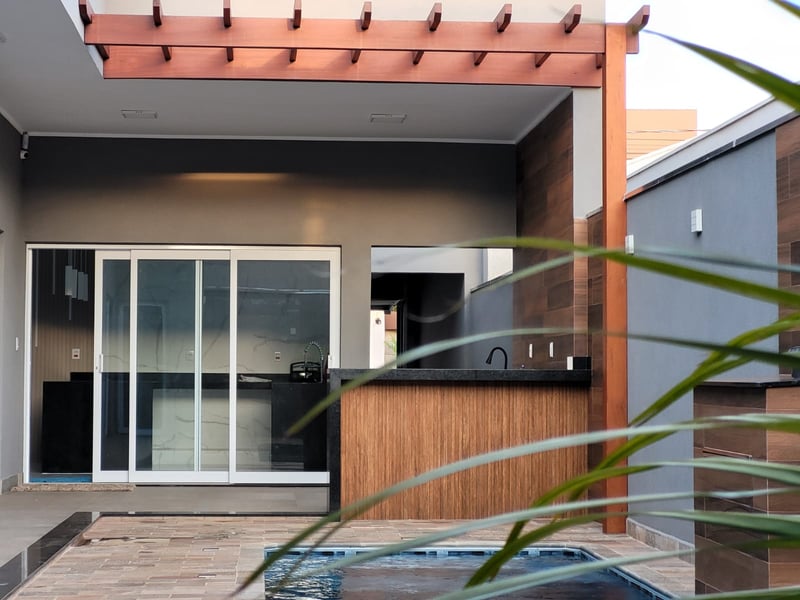 Área interna da casa no Parque Moema — integração social e lazer